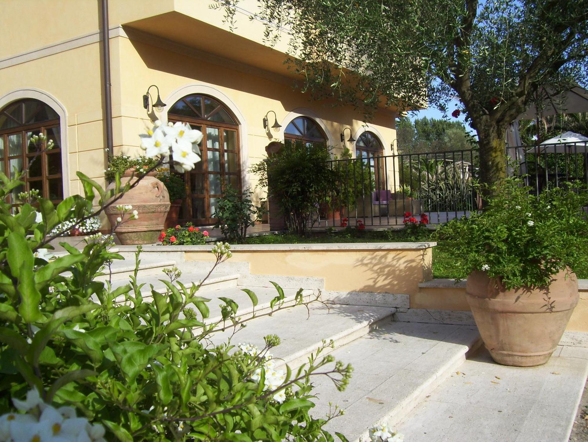Hotel Del Sole Sora Kültér fotó